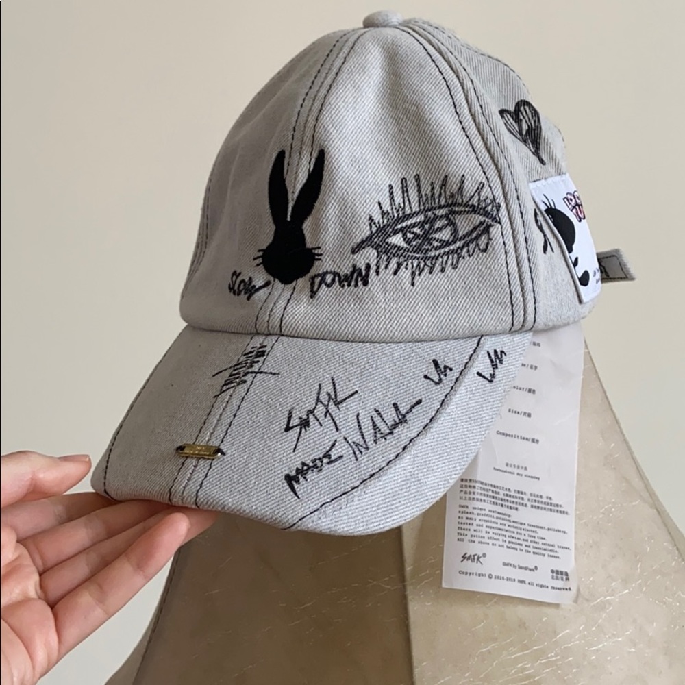 Baseball cap